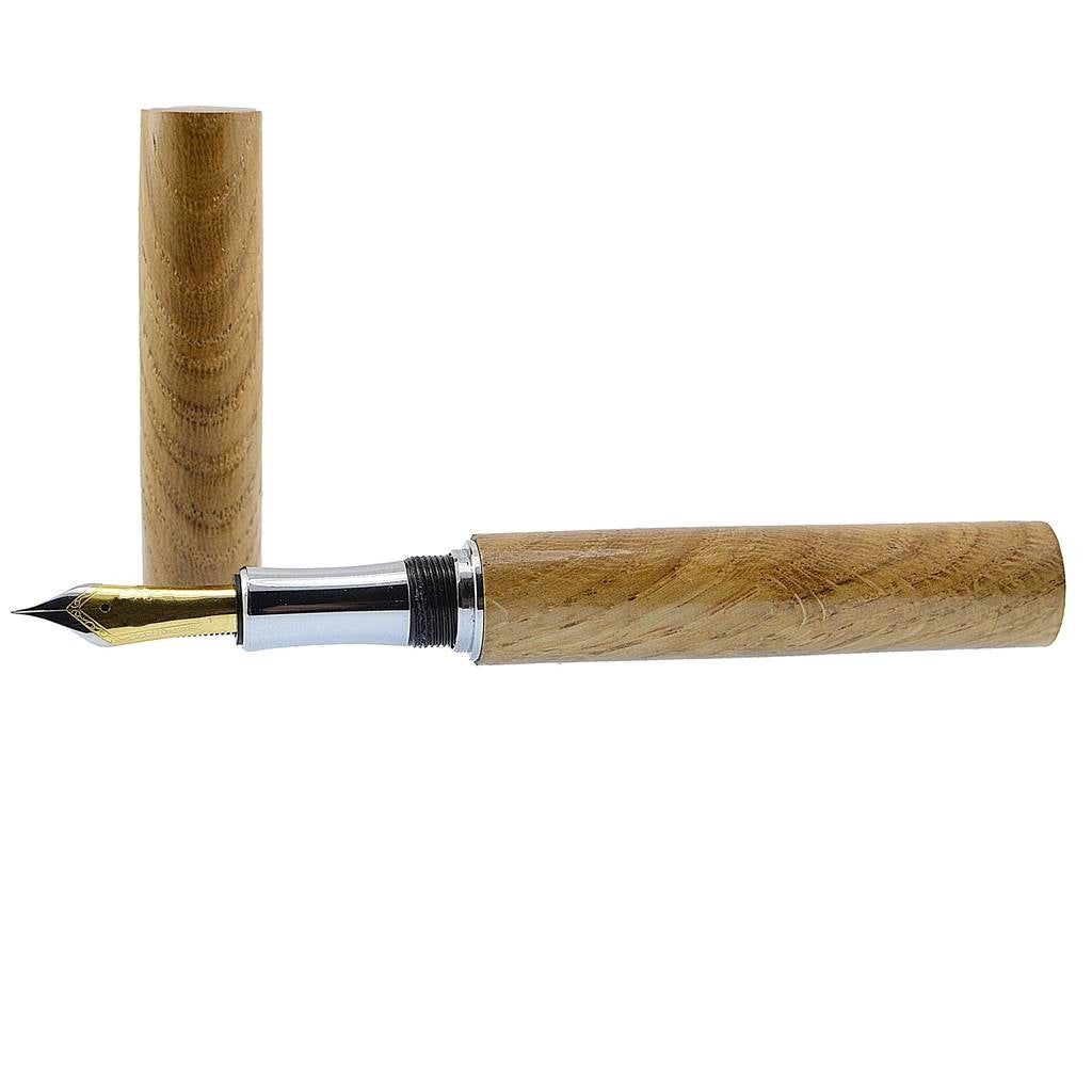 Feadán Fountain Pen handmade in Irish Sessile Oak