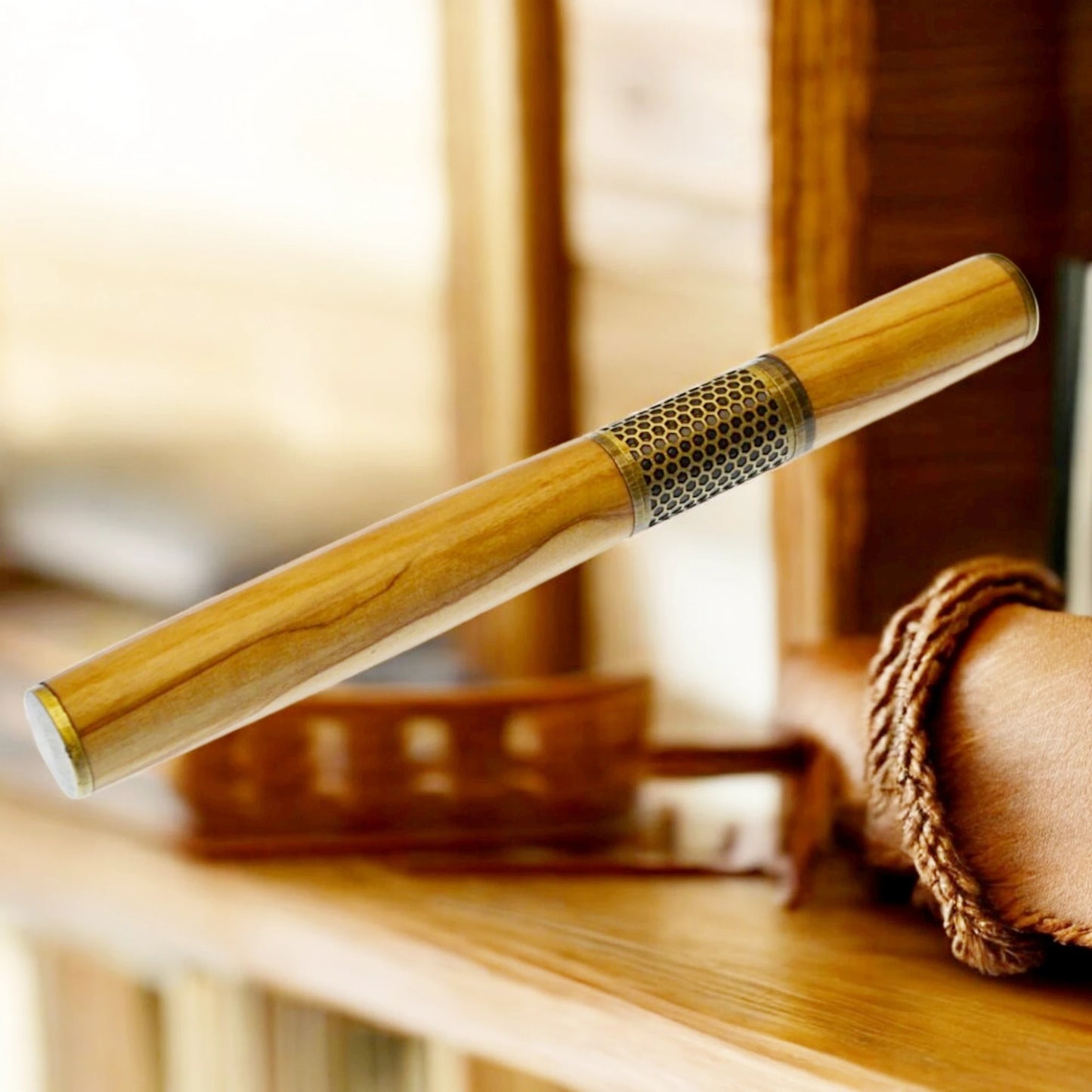 Fountain pen Hive in Spanish Olive Wood