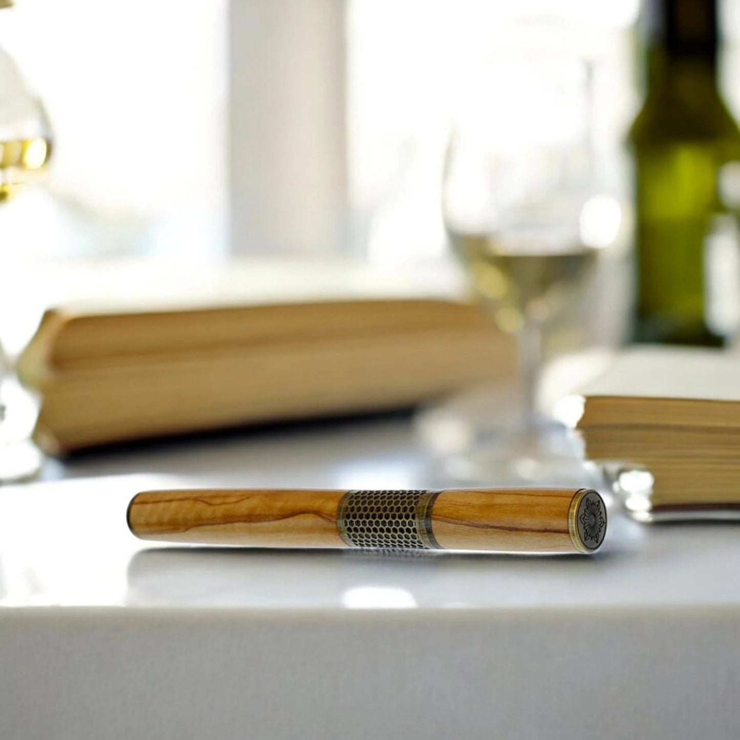 Fountain pen Hive in Spanish Olive Wood