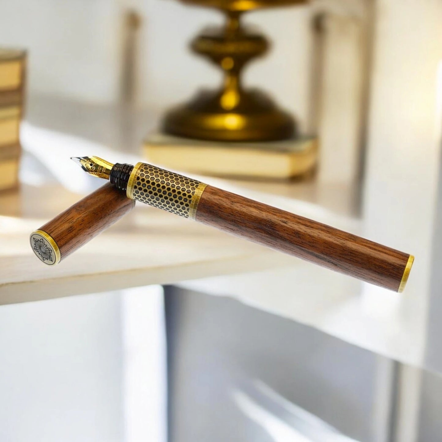 Fountain pen Hive in Irish Walnut