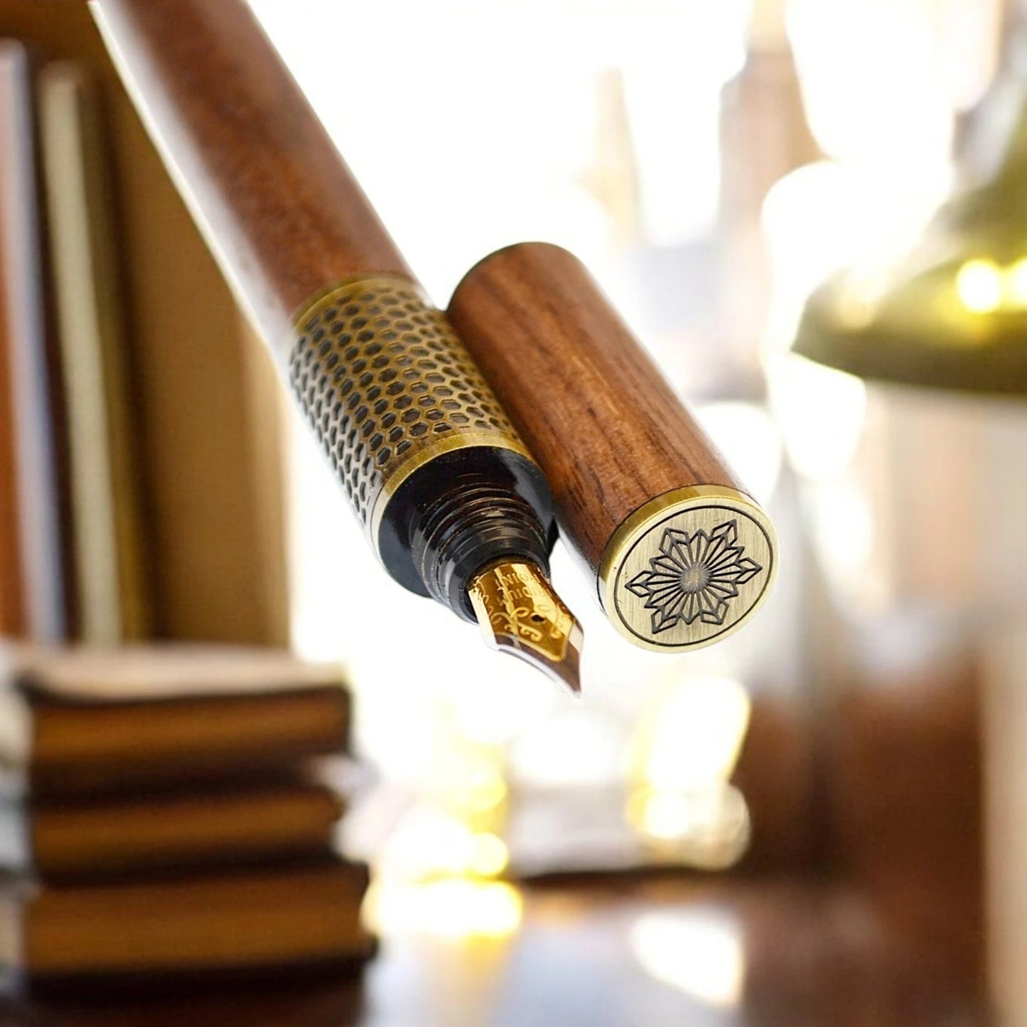 Fountain pen Hive in Irish Walnut