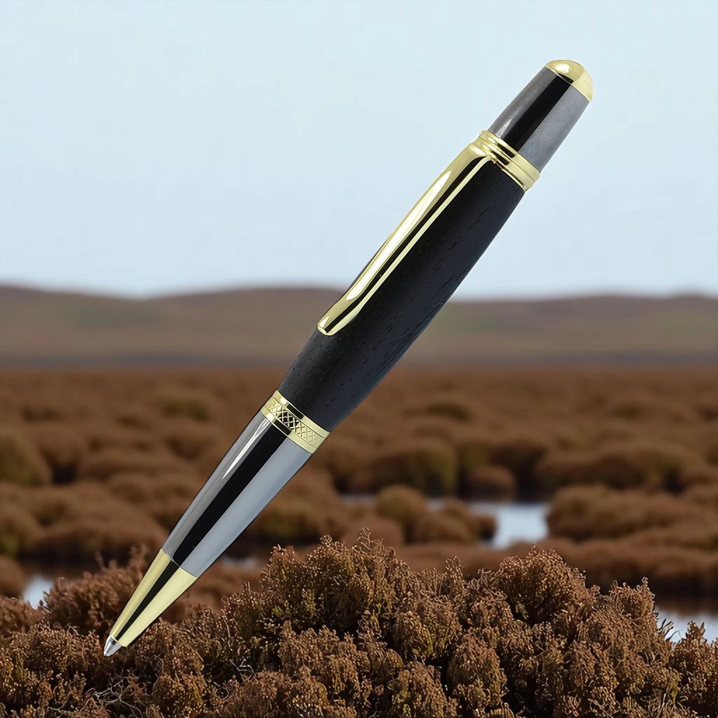 Writing with Irish Bog Oak Sheelin ballpoint pen – smooth luxury pen
