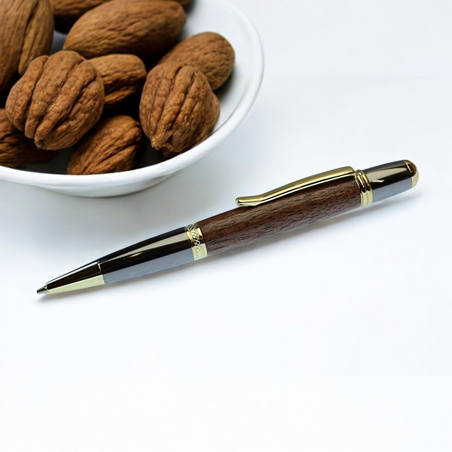 Ballpoint Irish made gift pen sheelan in Irish Walnut