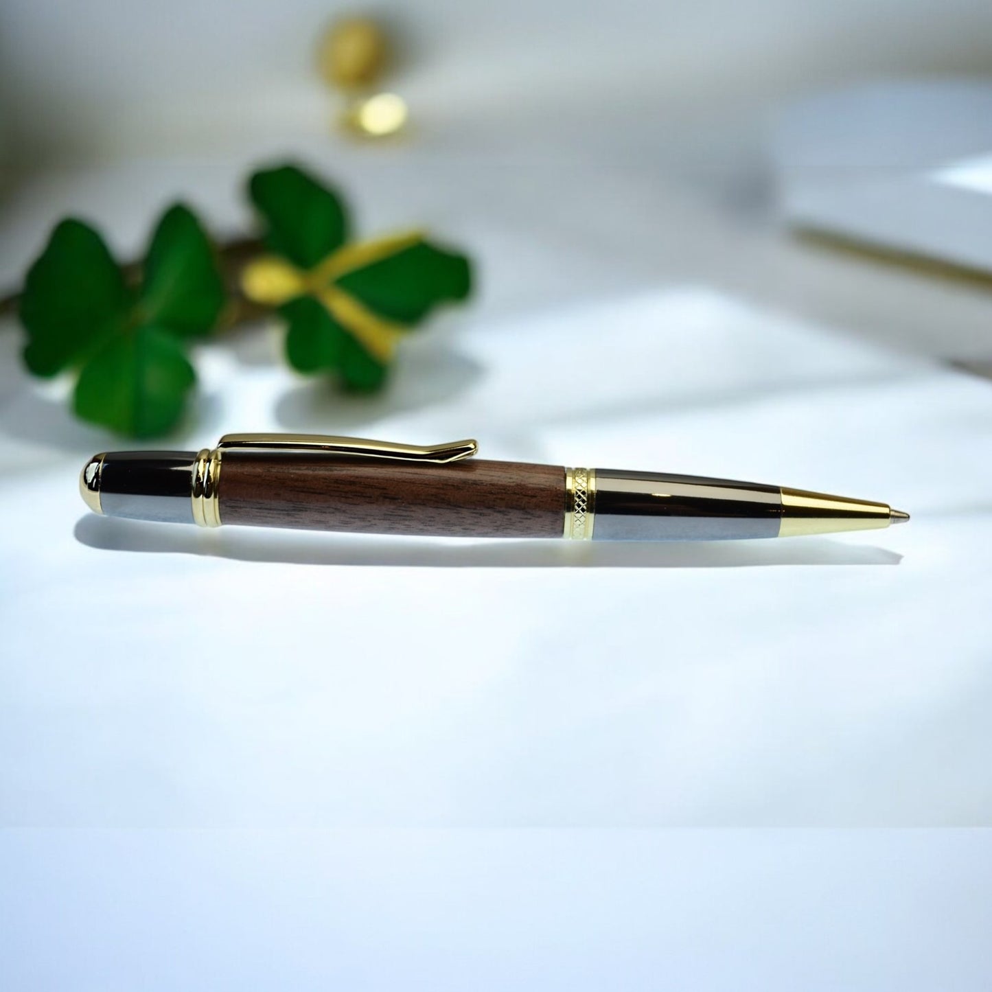 Ballpoint Irish made gift pen sheelan in Irish Walnut