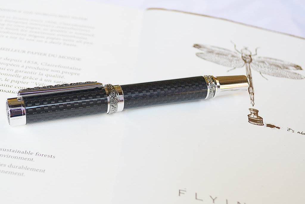 Handmade Carbon Fibre Fountain Pen with Rhodium & Titanium Trim – Irish-Made Luxury Writing Instrument
