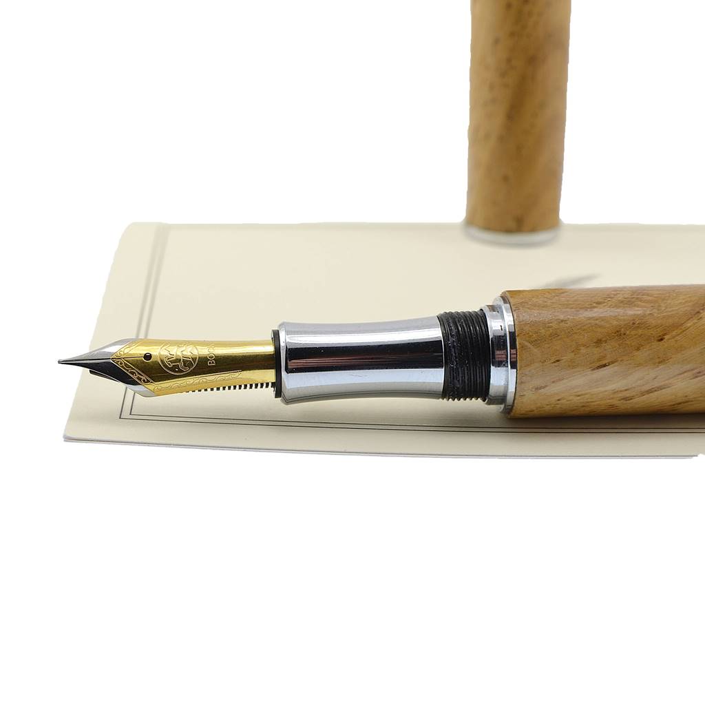 Feadán Fountain Pen handmade in Irish Sessile Oak Irish Pens