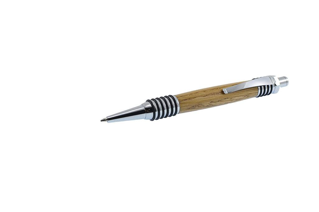 Close-up of O-ring grip on engineered Irish Oak pen