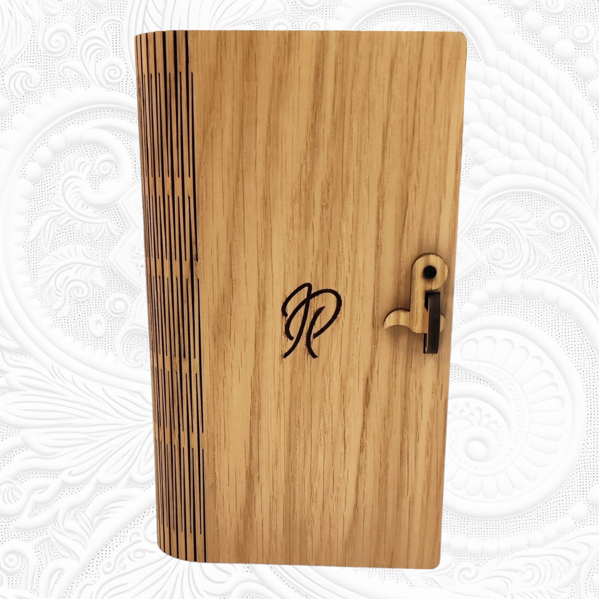 Luxury wooden personalised pen presentation box inspired by the book of Kells by Irish pens