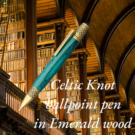 Celtic Knot pen in Emerald green