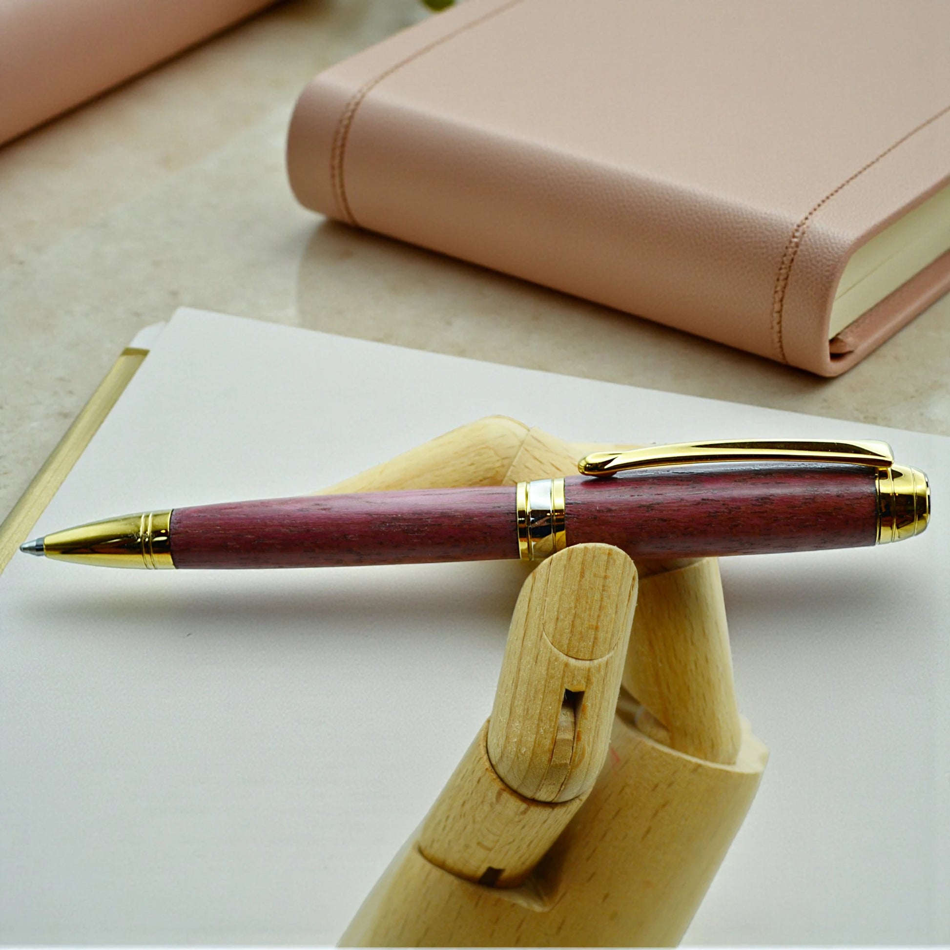 Irish Pens Woodland Collection – Purpleheart Gold Titanium Pen