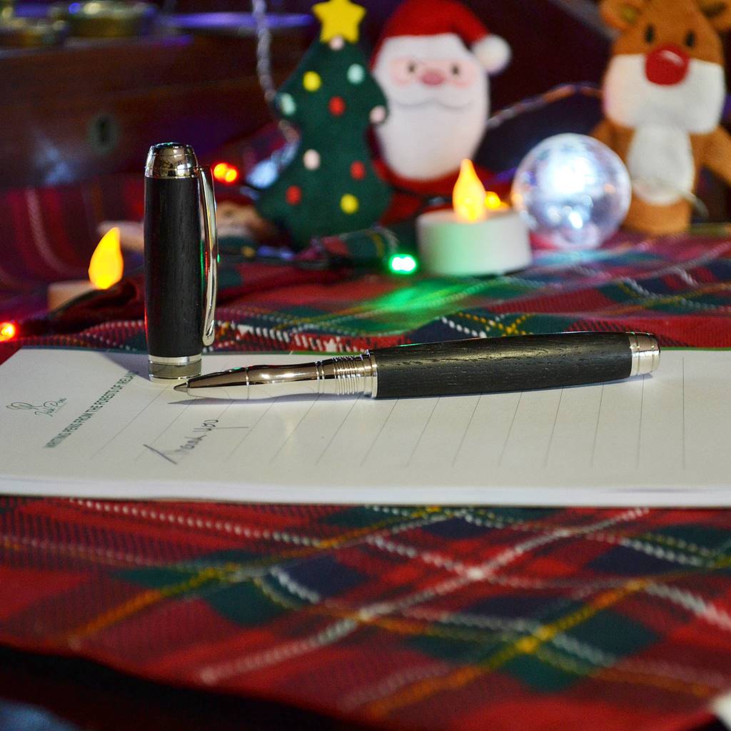 irish writing gift bog oak rollerball pen handmade in Ireland by Irish pens