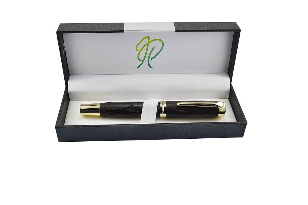 gold fountain pen in Irish bog oak handmade in Cavan by Irish Pens